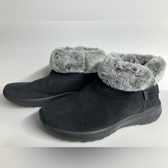 Skechers Air Cooled Goga Mat Women’s Ankle Boots, Size 6.5, Dk Gray/Black - Picture 1 of 6